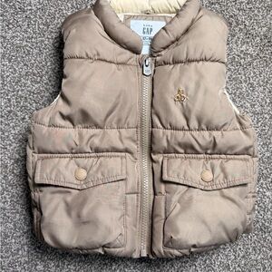 Baby GAP Neutral Puffer Vest | 12–18 Months | Cozy Layer